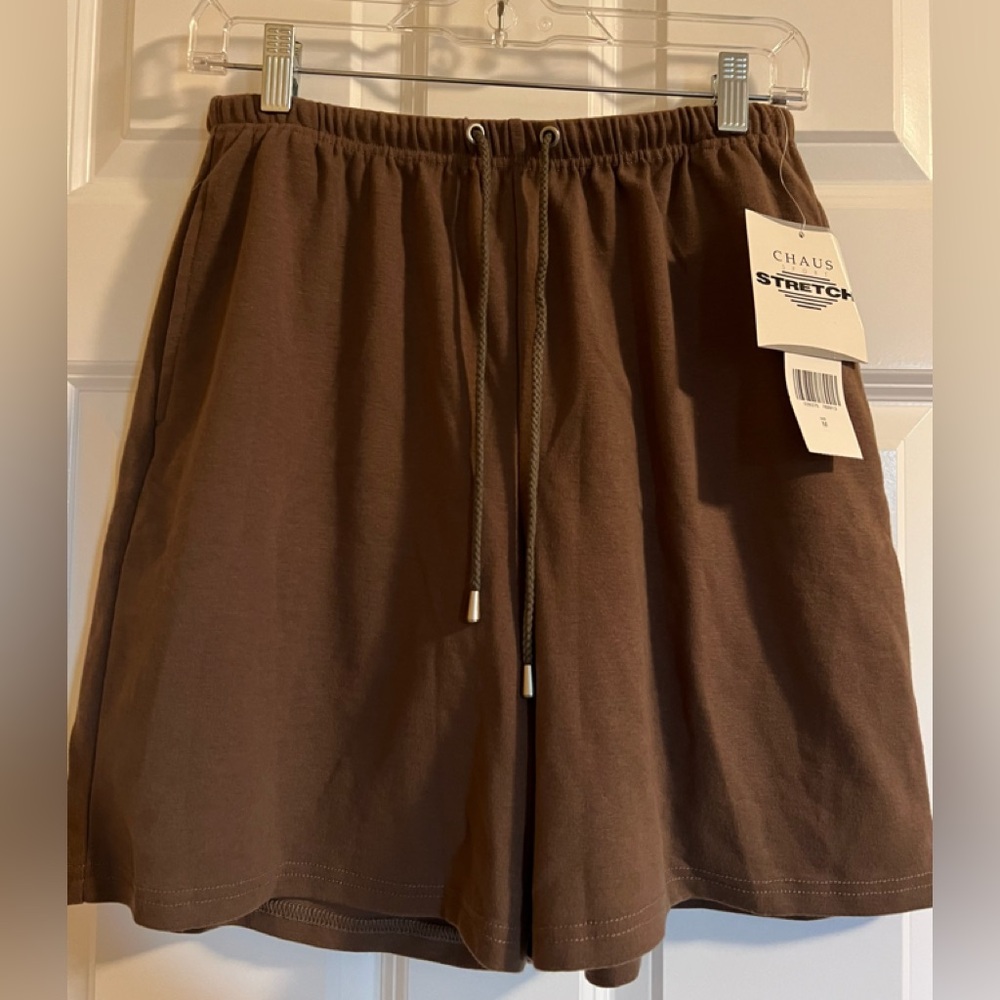 NWT Chaus stretch basics tie shorts. Size: M